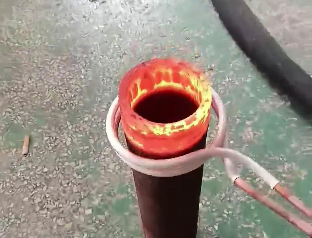 手持式高頻加熱機，輕便靈活，操作簡便